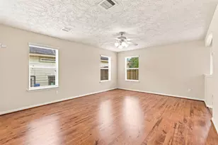12563 Chiswick Rd, Houston, TX 77047 - Photo 4