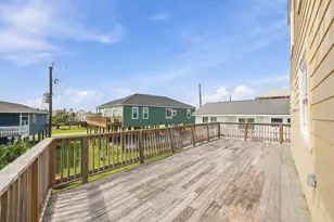 4214 Vista Rd, Galveston, TX 77554 - Photo 8