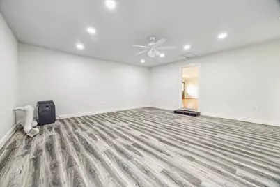 5329 Judalon Lane, Houston, TX 77056 - Photo 22