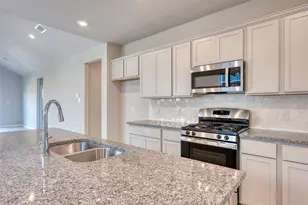 21119 Autumn Heights Dr, Rosharon, TX 77583 - Photo 2