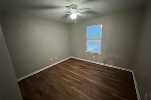 11035 Heather Bluff Ln, Houston, TX 77075 - Photo 14