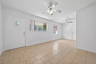 312 Travis St, Richmond, TX 77469 - Photo 6