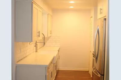 5747 Greencraig Drive, Houston, TX 77035 - Photo 8