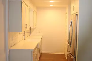 5747 Greencraig Dr, Houston, TX 77035 - Photo 8