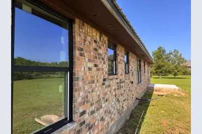 101 Smilie Crossing, Angleton, TX 77515 - Photo 2