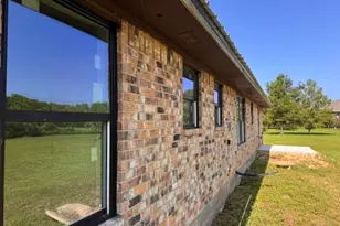 101 Smilie Crossing, Angleton, TX 77515 - Photo 2