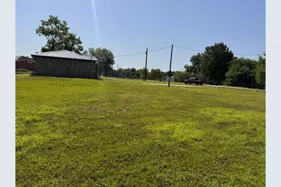 101 Smilie Crossing, Angleton, TX 77515 - Photo 6