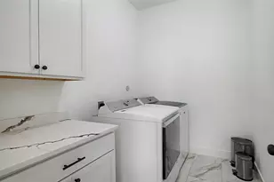 4917 Pleasure Lake Ln, Willis, TX 77318 - Photo 4