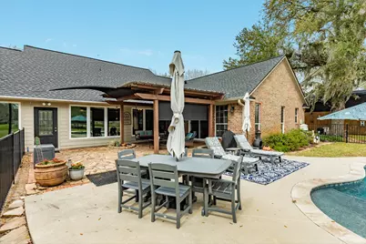 2403 Whitetail Lane, Lake Jackson, TX 77566 - Photo 34