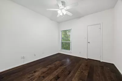 11711 Memorial Drive #540, Houston, TX 77024 - Photo 22