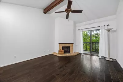 11711 Memorial Drive #540, Houston, TX 77024 - Photo 10