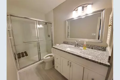 5206 Arboles Drive #B3, Houston, TX 77035 - Photo 12