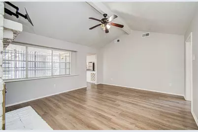 9430 Claridge Drive, Houston, TX 77031 - Photo 14