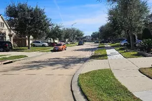 17930 Royal Gate Ln, Richmond, TX 77407 - Photo 4