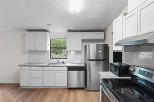 2359 Virginia Ct, Montgomery, TX 77316 - Photo 4