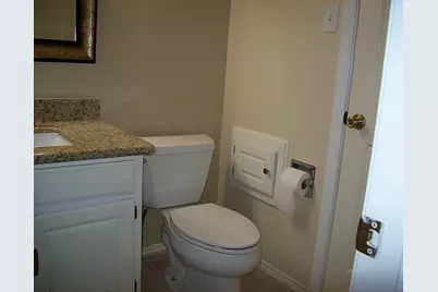 14333 Memorial Drive #32, Houston, TX 77079 - Photo 12