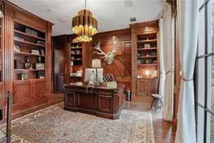 11840 Stuckey Ln, Houston, TX 77024 - Photo 10