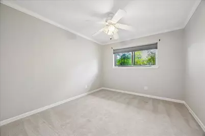 5418 Queensloch Drive, Houston, TX 77096 - Photo 12