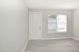 6010 Collingsworth, Houston, TX 77026 - Photo 4