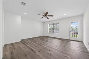 26522 Hillside Dr, Oak Ridge North, TX 77386 - Photo 18