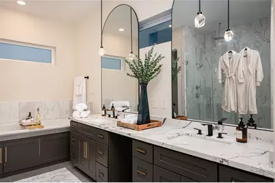 913 Thompson Street, Houston, TX 77007 - Photo 40
