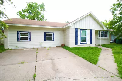 9307 Linda Vista Road, Houston, TX 77078 - Photo 1