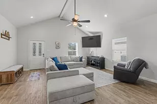 186 N Village Cove Loop, Livingston, TX 77351 - Photo 6