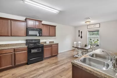 10035 Meadow Mill Forest Lane, Houston, TX 77044 - Photo 8