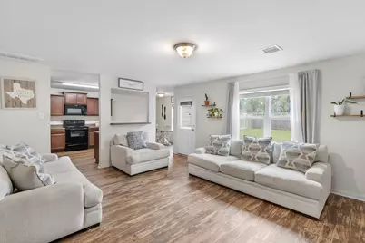 10035 Meadow Mill Forest Lane, Houston, TX 77044 - Photo 4