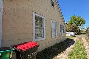 109 Schilling St, Baytown, TX 77520 - Photo 10