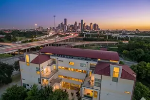 102 Quitman St, Houston, TX 77009 - Photo 2