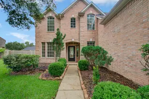 4602 Schiller Park Ln, Sugar Land, TX 77479 - Photo 4