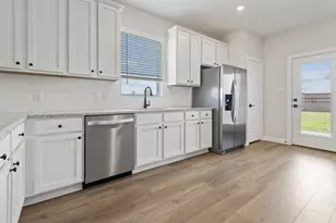10803 Hickory Ln, Beasley, TX 77417 - Photo 6