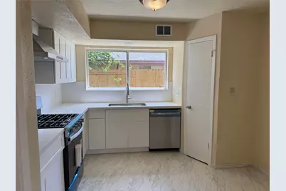 3022 Sherborne Street, Pearland, TX 77584 - Photo 12