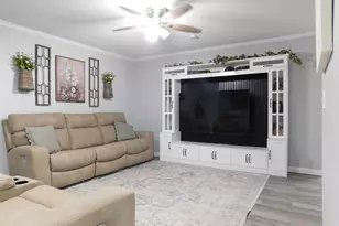407 Ash St, El Campo, TX 77437 - Photo 4