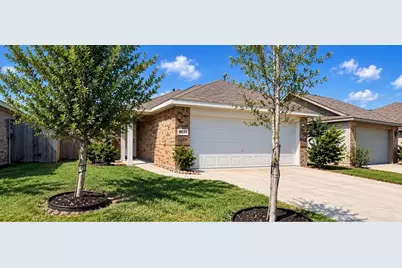 9031 Estes Lakes Drive, Highlands, TX 77521 - Photo 2