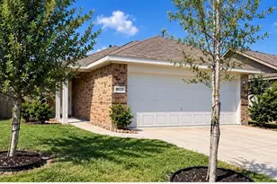 9031 Estes Lks Dr, Highlands, TX 77521 - Photo 2
