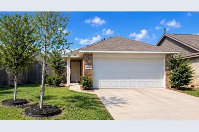 9031 Estes Lakes Drive, Highlands, TX 77521 - Photo 1