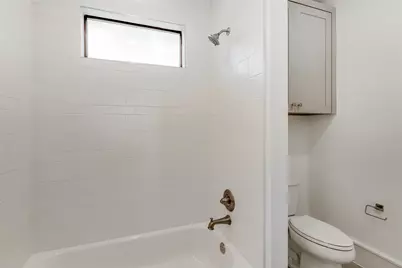 1638 Castle Court, Houston, TX 77006 - Photo 24