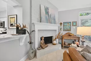 815 Bayou River Dr, Houston, TX 77079 - Photo 6