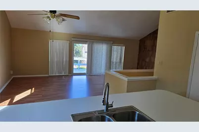 135 April Point Drive N, Conroe, TX 77356 - Photo 20