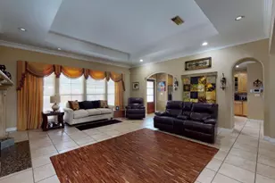 104 Mockingbird Ln, Bridge City, TX 77611 - Photo 4