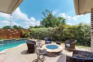 104 Mockingbird Ln, Bridge City, TX 77611 - Photo 4