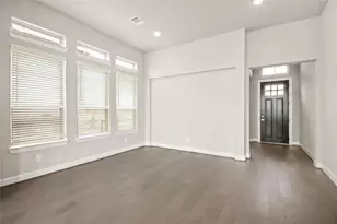 136 Peninsula Pt Dr, Montgomery, TX 77356 - Photo 4