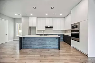 1113 W 21st St, Houston, TX 77008 - Photo 12