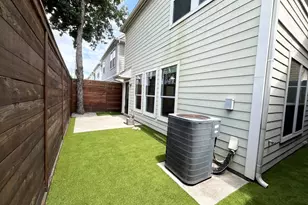 7042 Plum Creek Terrace Ln, Houston, TX 77087 - Photo 28