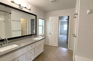 7042 Plum Creek Terrace Ln, Houston, TX 77087 - Photo 18