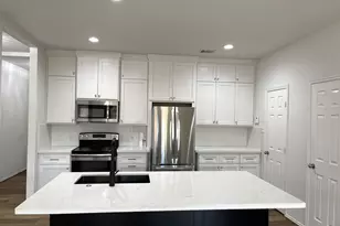 7042 Plum Creek Terrace Ln, Houston, TX 77087 - Photo 10
