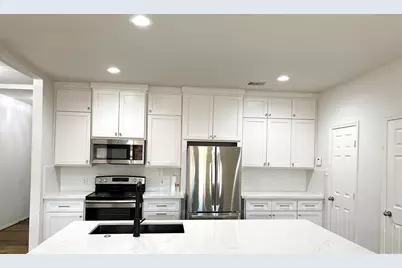 7042 Plum Creek Terrace Lane, Houston, TX 77087 - Photo 1