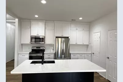 7042 Plum Creek Terrace Lane, Houston, TX 77087 - Photo 8